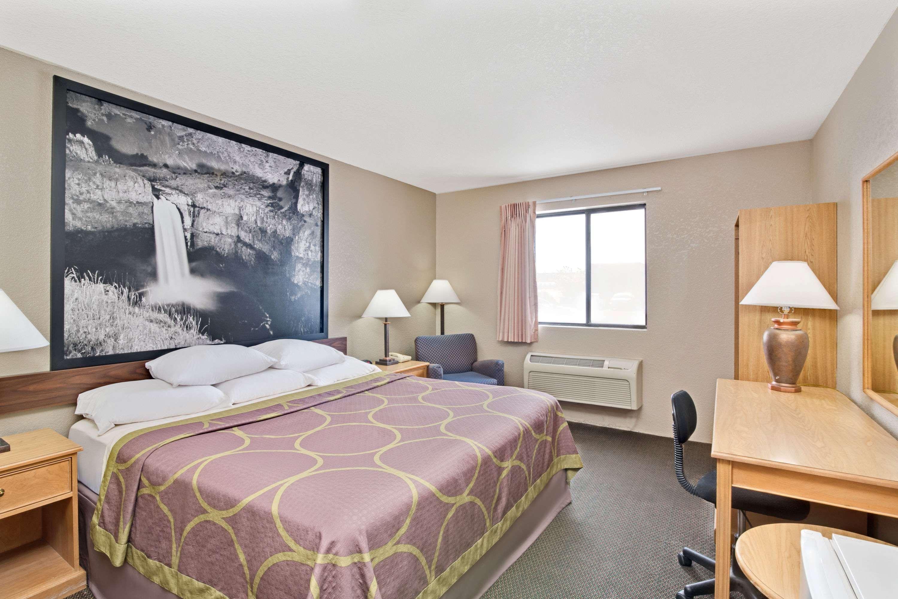 Super 8 By Wyndham Spokane/West Airway Heights Luaran gambar
